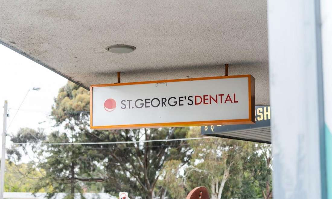 front sign of st george's dental | dentist lower plenty